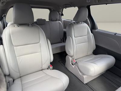 2020 Toyota Sienna XLE - Photo 20 - Warrington, PA 18976