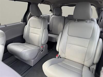 2020 Toyota Sienna XLE - Photo 13 - Warrington, PA 18976