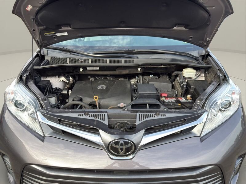 2020 Toyota Sienna XLE - Photo 22 - Warrington, PA 18976
