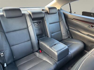 2013 Lexus ES 350   - Photo 20 - Warrington, PA 18976