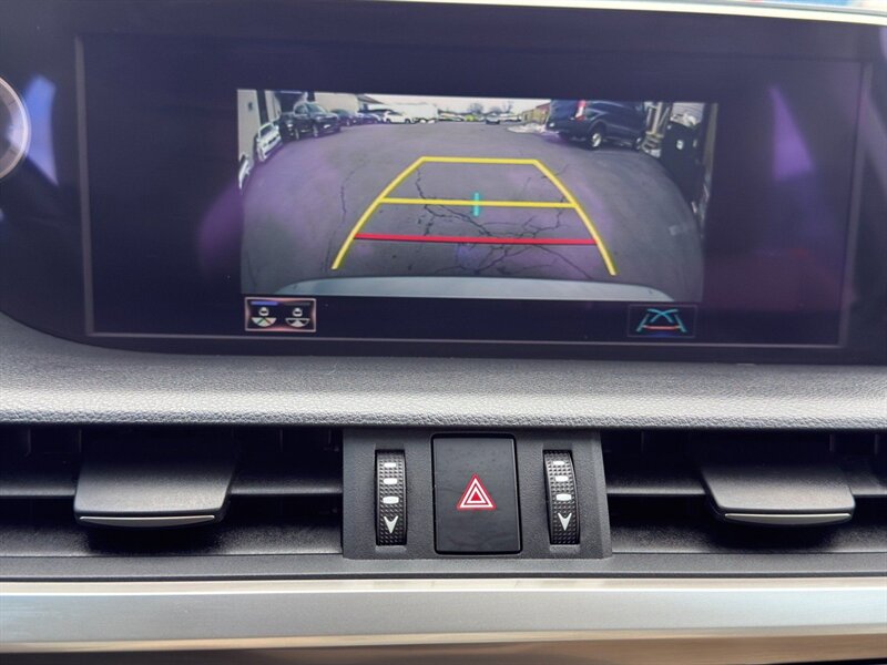 2021 Lexus ES 300h Luxury - Photo 16 - Warrington, PA 18976