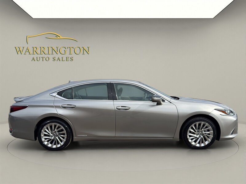2021 Lexus ES 300h Luxury - Photo 8 - Warrington, PA 18976