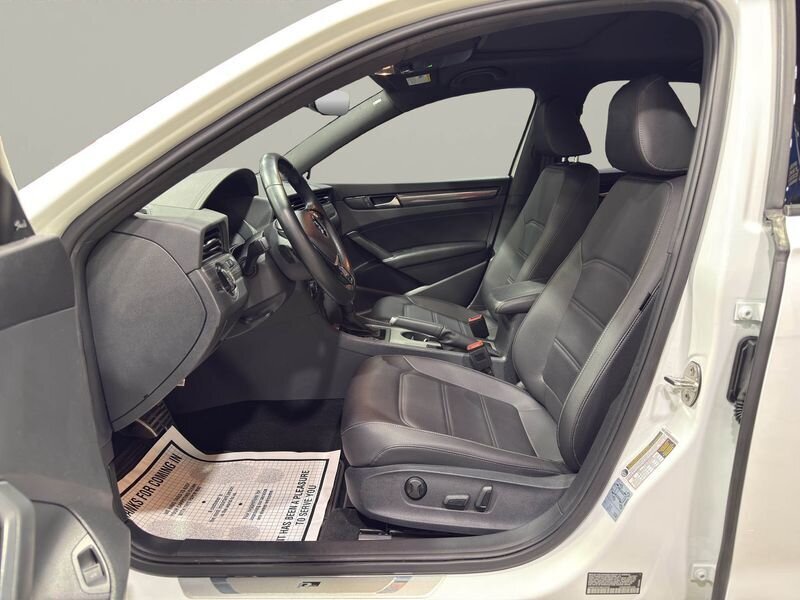 2021 Volkswagen Passat 2.0T R-Line - Photo 9 - Warrington, PA 18976