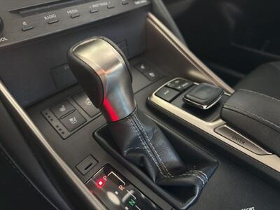 2019 Lexus IS 300 - Photo 14 - Warrington, PA 18976