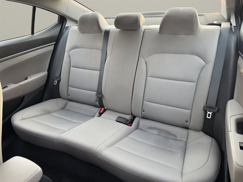 2018 Hyundai Elantra SE - Photo 13 - Warrington, PA 18976