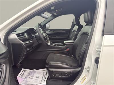 2024 Jeep Grand Cherokee Altitude 4x4 - Photo 9 - Warrington, PA 18976