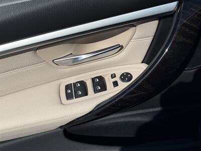 2017 BMW 330i - Photo 13 - Warrington, PA 18976