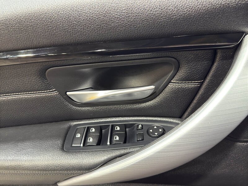 2016 BMW 328i xDrive - Photo 12 - Warrington, PA 18976