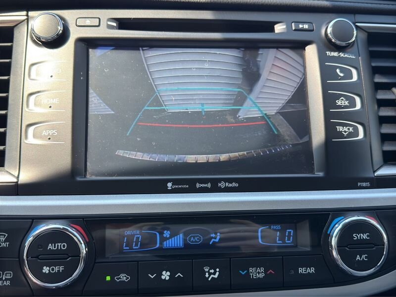 2019 Toyota Highlander LE - Photo 17 - Warrington, PA 18976