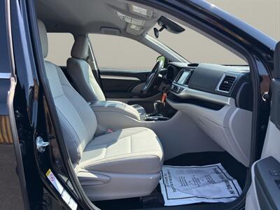 2019 Toyota Highlander LE - Photo 19 - Warrington, PA 18976