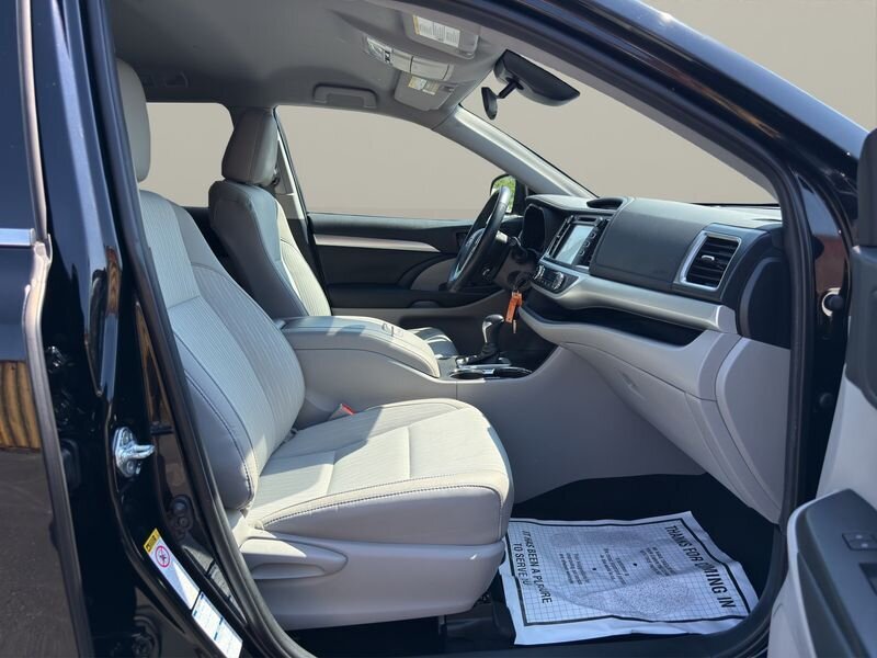 2019 Toyota Highlander LE - Photo 19 - Warrington, PA 18976