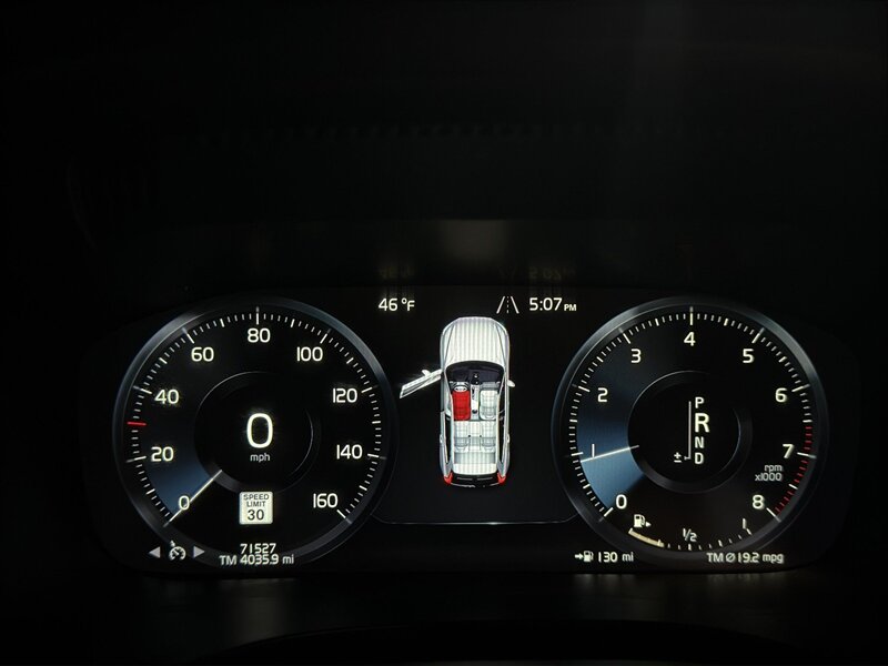 2019 Volvo XC60 T6 Momentum - Photo 11 - Warrington, PA 18976