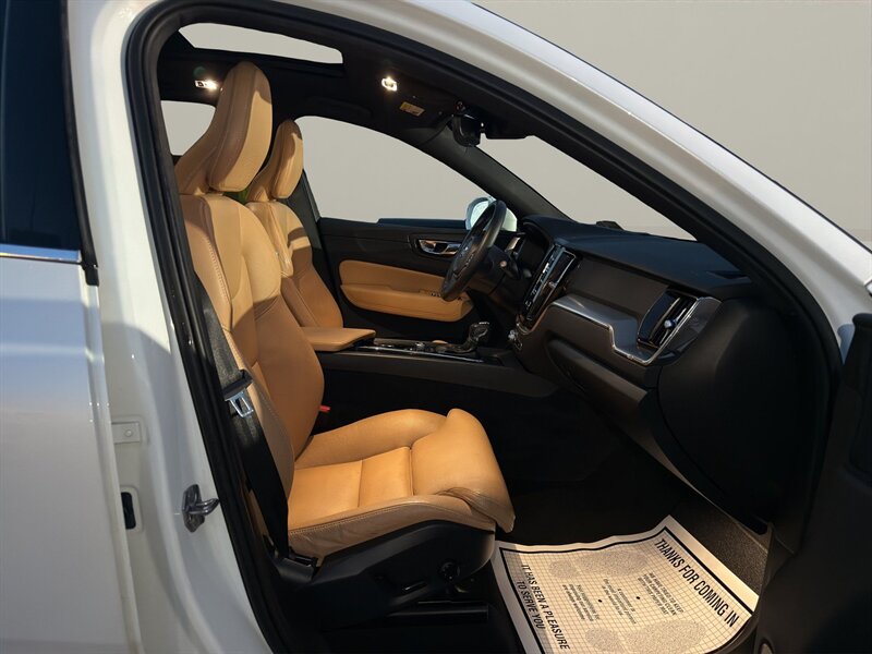 2019 Volvo XC60 T6 Momentum - Photo 18 - Warrington, PA 18976