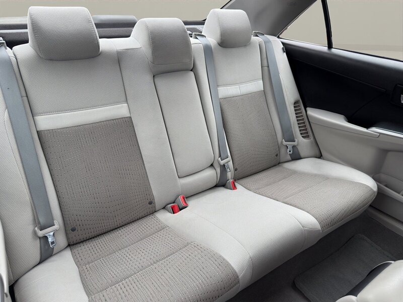 2013 Toyota Camry Hybrid LE - Photo 19 - Warrington, PA 18976