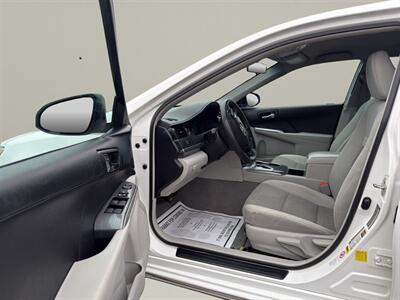 2013 Toyota Camry Hybrid LE   - Photo 9 - Warrington, PA 18976