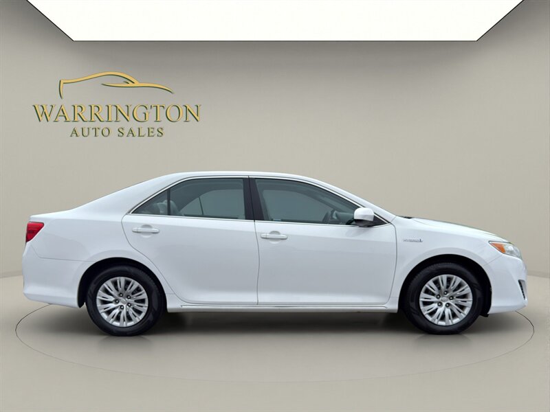 2013 Toyota Camry Hybrid LE - Photo 8 - Warrington, PA 18976