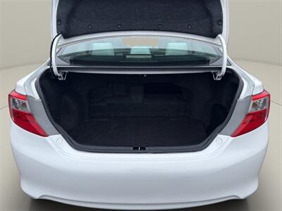 2013 Toyota Camry Hybrid LE   - Photo 20 - Warrington, PA 18976