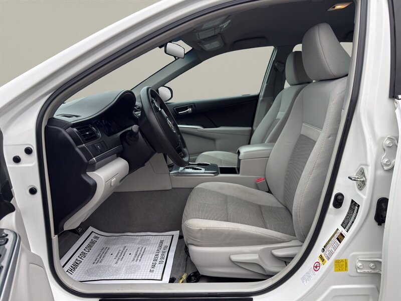 2013 Toyota Camry Hybrid LE - Photo 10 - Warrington, PA 18976