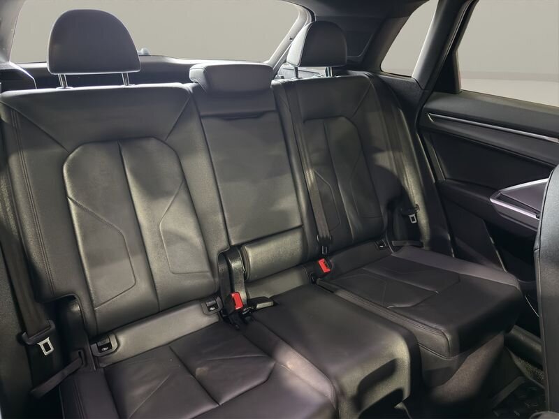 2020 Audi Q3 Premium 45 TFSI S line quattro Tiptronic - Photo 19 - Warrington, PA 18976