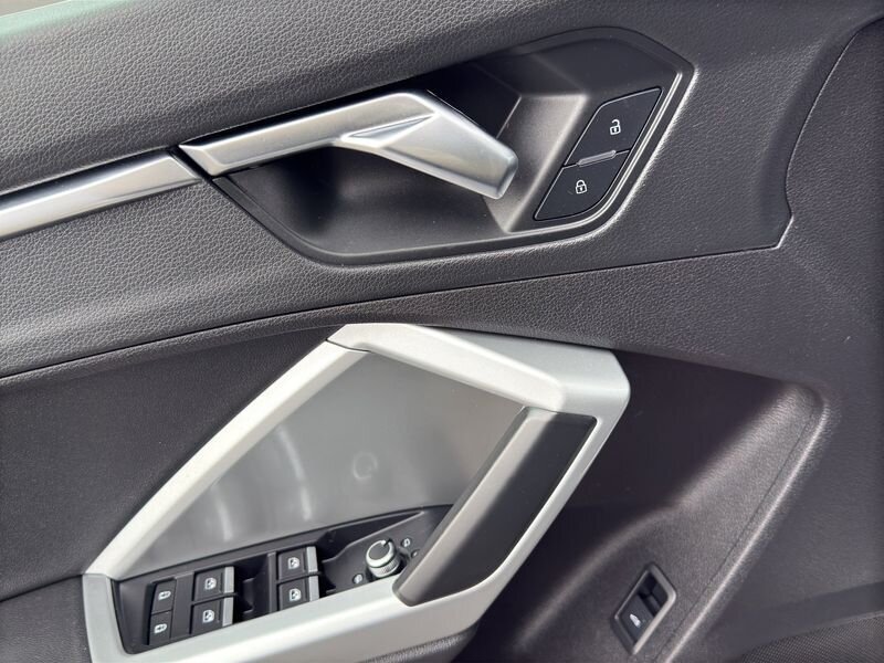2020 Audi Q3 Premium 45 TFSI S line quattro Tiptronic - Photo 11 - Warrington, PA 18976