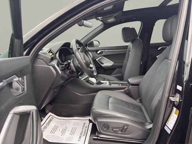2020 Audi Q3 Premium 45 TFSI S line quattro Tiptronic - Photo 9 - Warrington, PA 18976