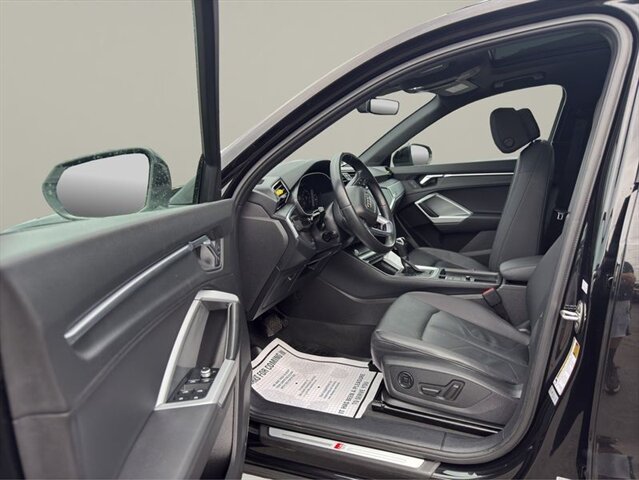 2020 Audi Q3 Premium 45 TFSI S line quattro Tiptronic - Photo 25 - Warrington, PA 18976