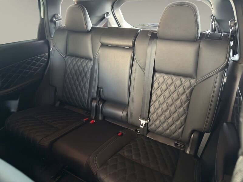 2023 Mitsubishi Outlander SEL 2.5 S-AWC - Photo 13 - Warrington, PA 18976