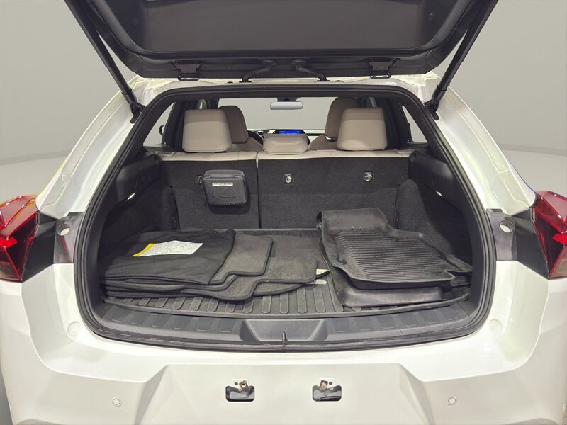 2023 Lexus UX 250h F SPORT Design - Photo 20 - Warrington, PA 18976