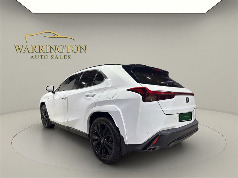 2023 Lexus UX 250h F SPORT Design - Photo 5 - Warrington, PA 18976