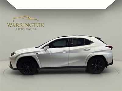 2023 Lexus UX 250h F SPORT Design   - Photo 4 - Warrington, PA 18976