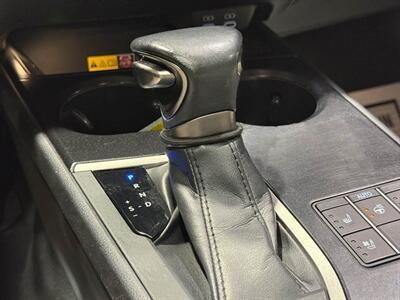 2023 Lexus UX 250h F SPORT Design   - Photo 15 - Warrington, PA 18976