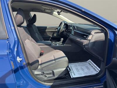 2026 Toyota Camry SE   - Photo 19 - Warrington, PA 18976
