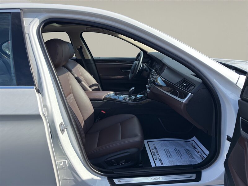 2016 BMW 528i xDrive - Photo 18 - Warrington, PA 18976