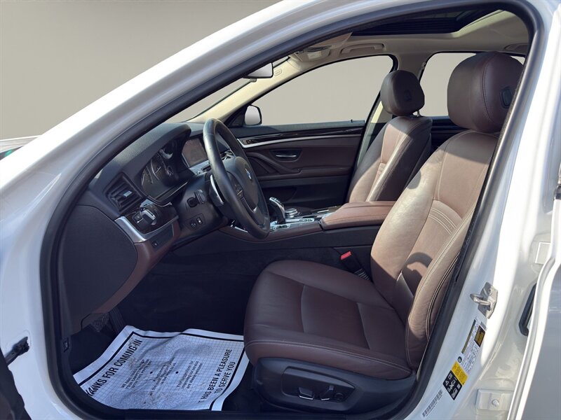 2016 BMW 528i xDrive - Photo 9 - Warrington, PA 18976