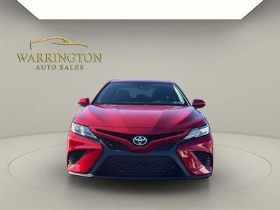 2020 Toyota Camry SE   - Photo 2 - Warrington, PA 18976