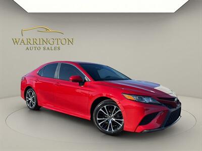 2020 Toyota Camry SE   - Photo 1 - Warrington, PA 18976