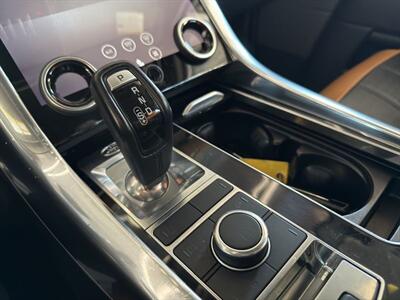 2019 Land Rover Range Rover Sport HSE Dynamic - Photo 15 - Warrington, PA 18976