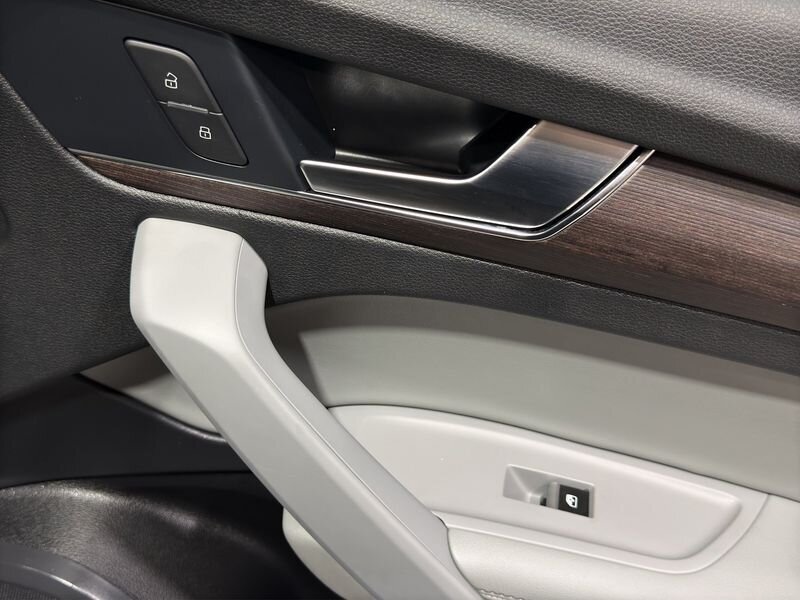 2022 Audi Q5 Premium Plus 45 TFSI S line quattro S tronic - Photo 17 - Warrington, PA 18976