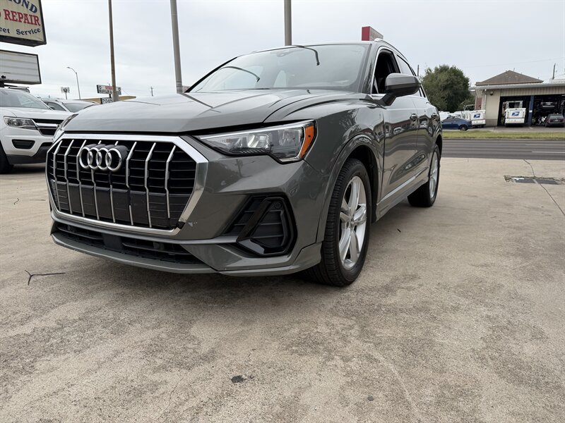 2020 Audi Q3 quattro S line Premium 45 TFSI  
