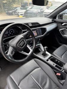 2020 Audi Q3 quattro S line Premium 45 TFSI - Photo 5 - Houston, TX 77063-5630