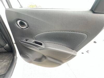 2016 Nissan Versa Note S  SV - Photo 23 - Houston, TX 77063-5630