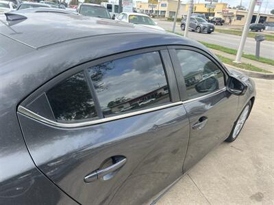2016 Mazda Mazda3 i Touring - Photo 9 - Houston, TX 77063-5630