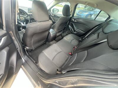 2016 Mazda Mazda3 i Touring - Photo 10 - Houston, TX 77063-5630