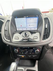 2017 Ford Escape Titanium - Photo 13 - Houston, TX 77063-5630