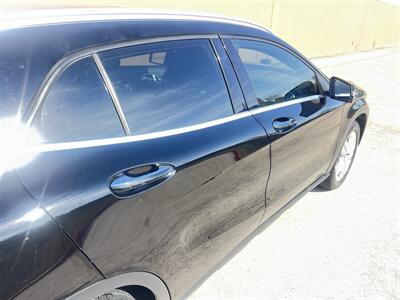 2018 Mercedes-Benz GLA GLA 250 4MATIC   - Photo 7 - Houston, TX 77063-5630