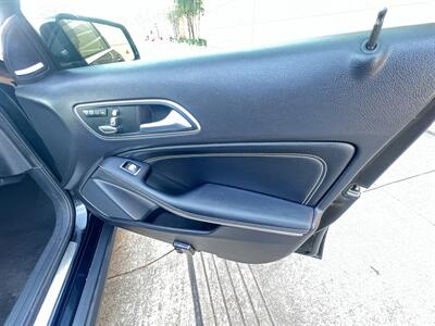 2018 Mercedes-Benz GLA GLA 250 4MATIC   - Photo 17 - Houston, TX 77063-5630