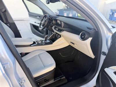 2021 Alfa Romeo Stelvio Sprint - Photo 7 - Houston, TX 77063-5630
