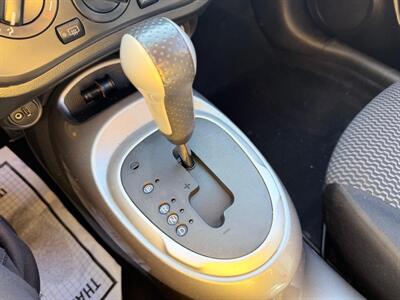 2016 Nissan JUKE S - Photo 11 - Houston, TX 77063-5630