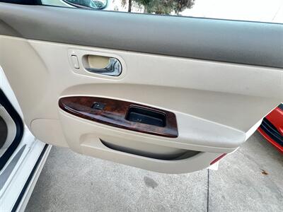 2007 Buick LaCrosse CXL  LUXURY - Photo 24 - Houston, TX 77063-5630