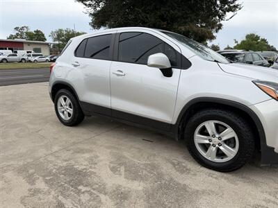 2020 Chevrolet Trax LS - Photo 3 - Houston, TX 77063-5630